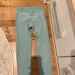 ALO Yoga Seafoam Leggings